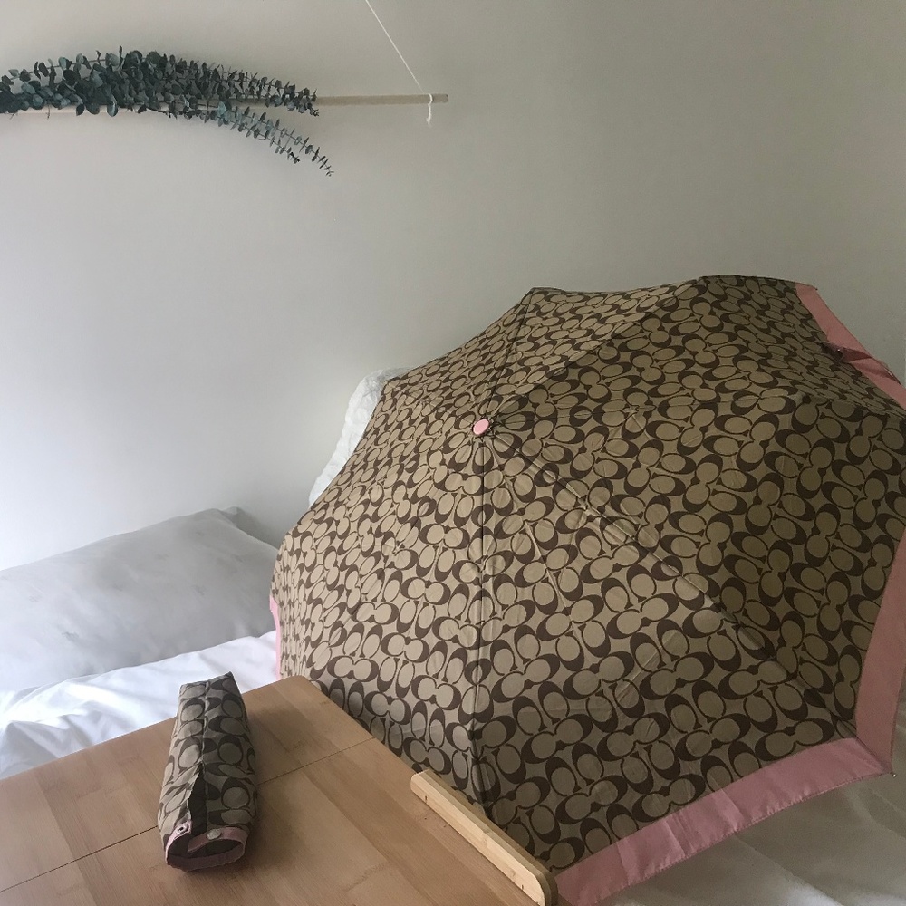 NWT Coach Full Sized Pink Signature Umbrella